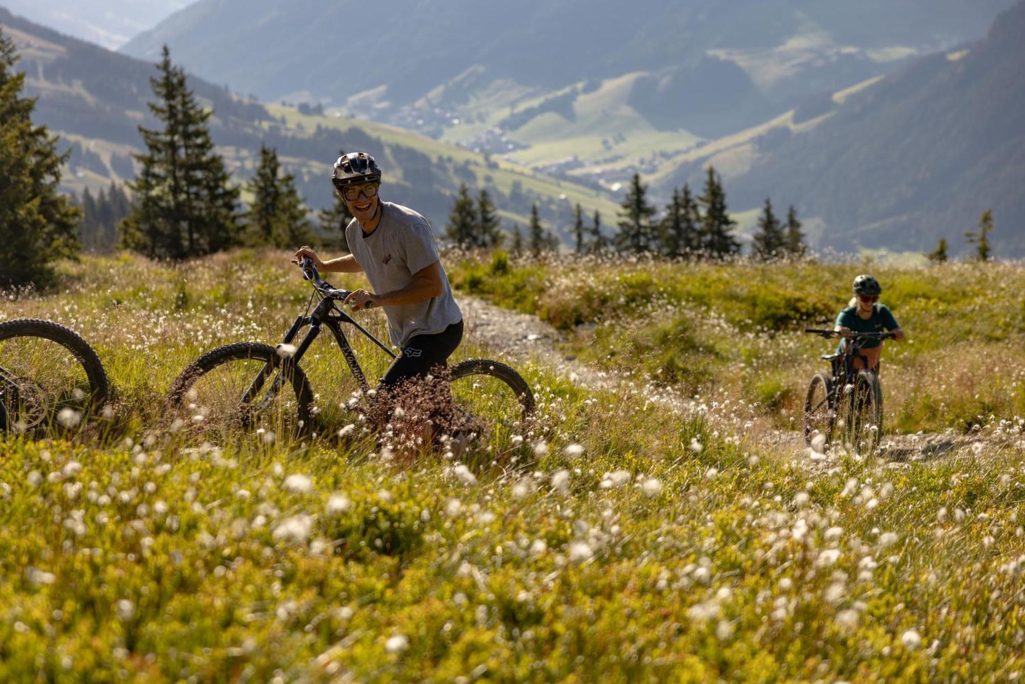Landhaus Saalbach - Joker Card Included In Summer Extérieur photo