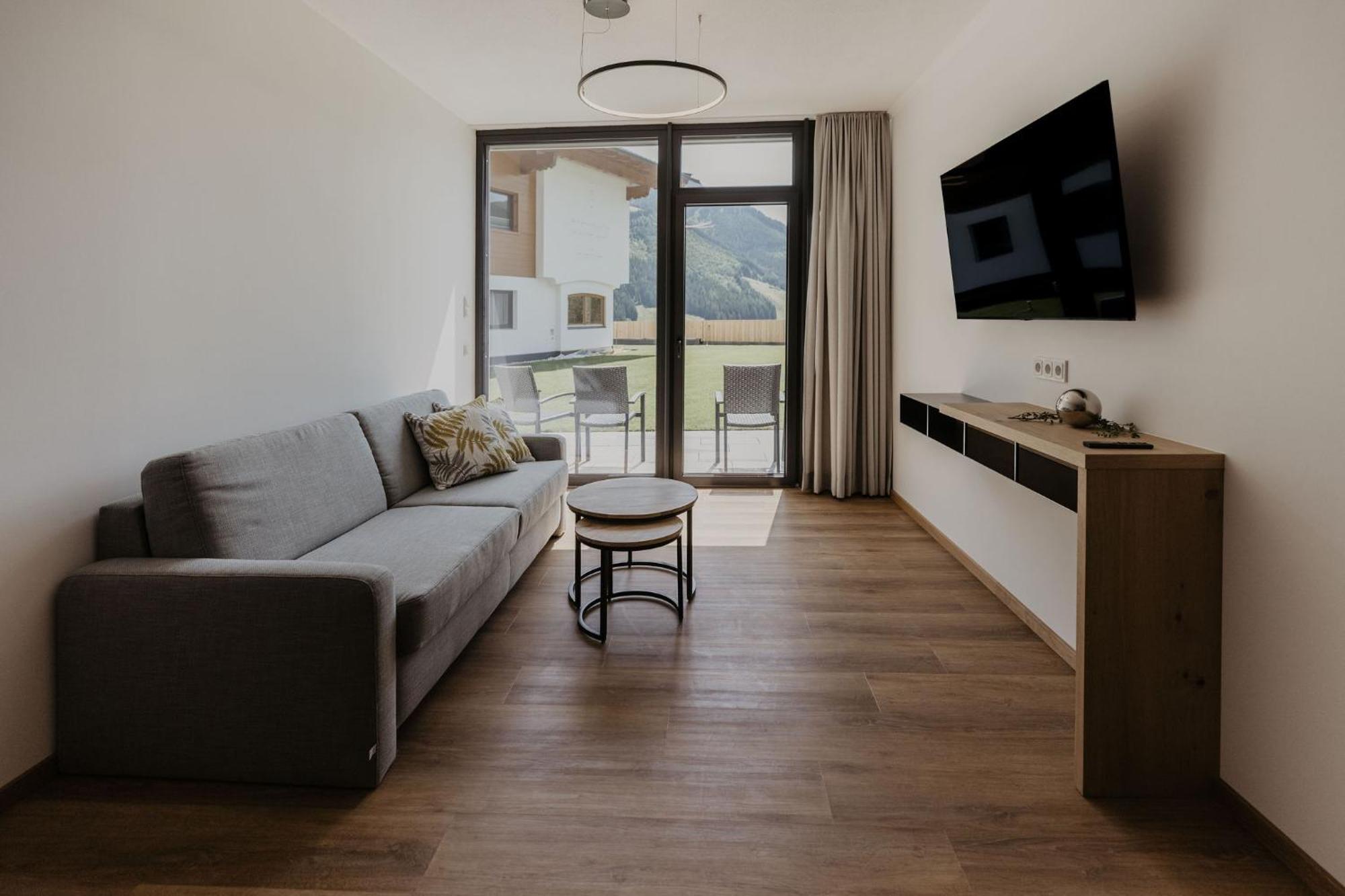 Landhaus Saalbach - Joker Card Included In Summer Chambre photo